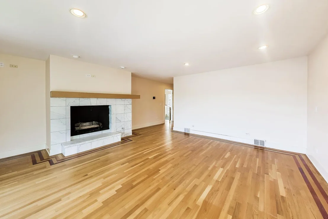 Photo of 2100 Valley Lo Lane