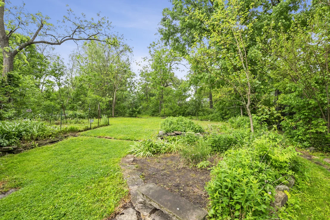 Photo of 2114 Cedar Road