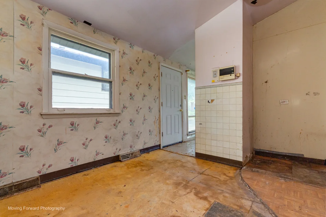 Photo of 16510 Winchester Avenue