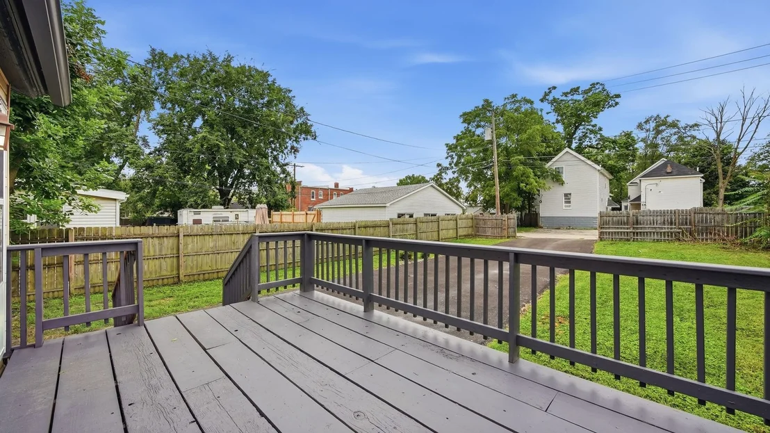 Photo of 319 Willow Avenue