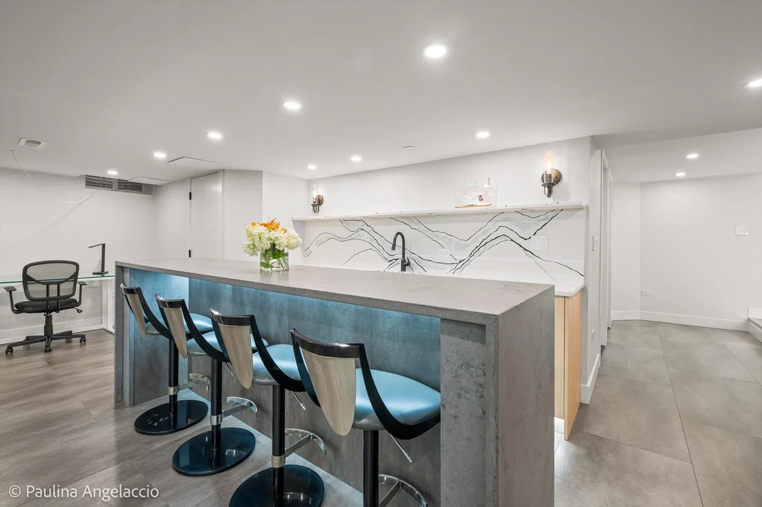 Photo of 27 Barrington Bourne