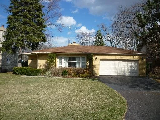 Photo of 709 WINDSOR Road