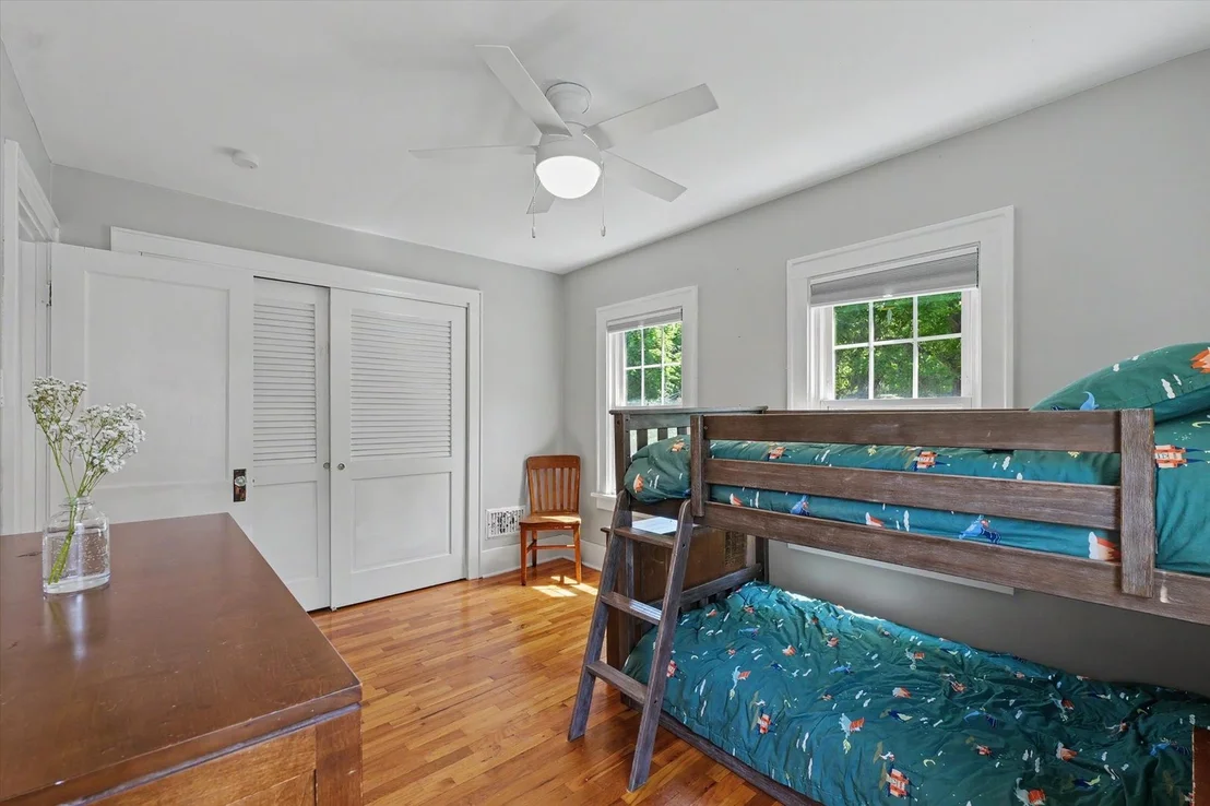 Photo of 1202 W Healey Street