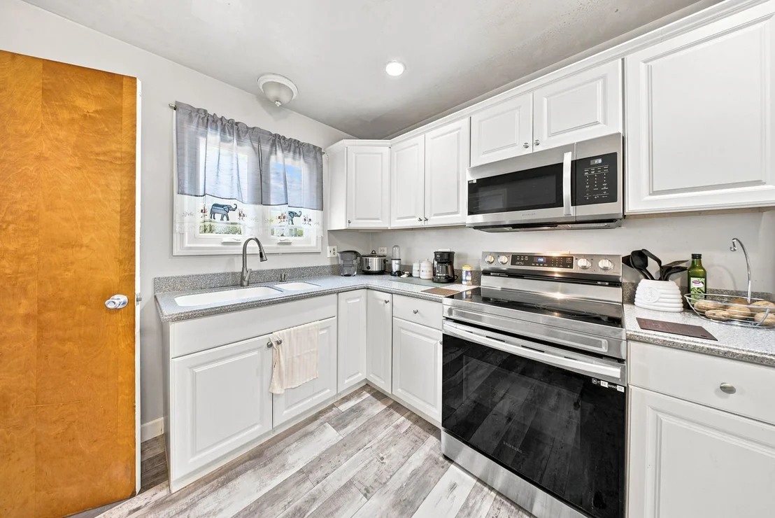 Photo of 1003 BELLEVUE Avenue