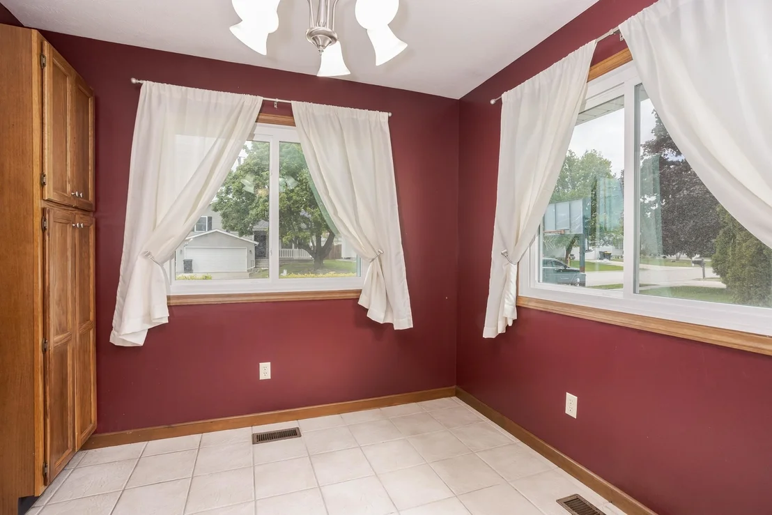 Photo of 405 Carriage Hills Road