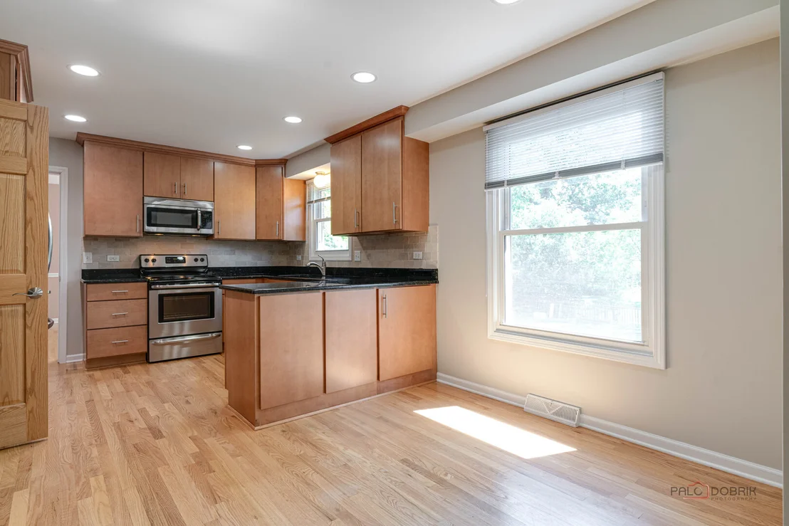Photo of 255 Lee Road
