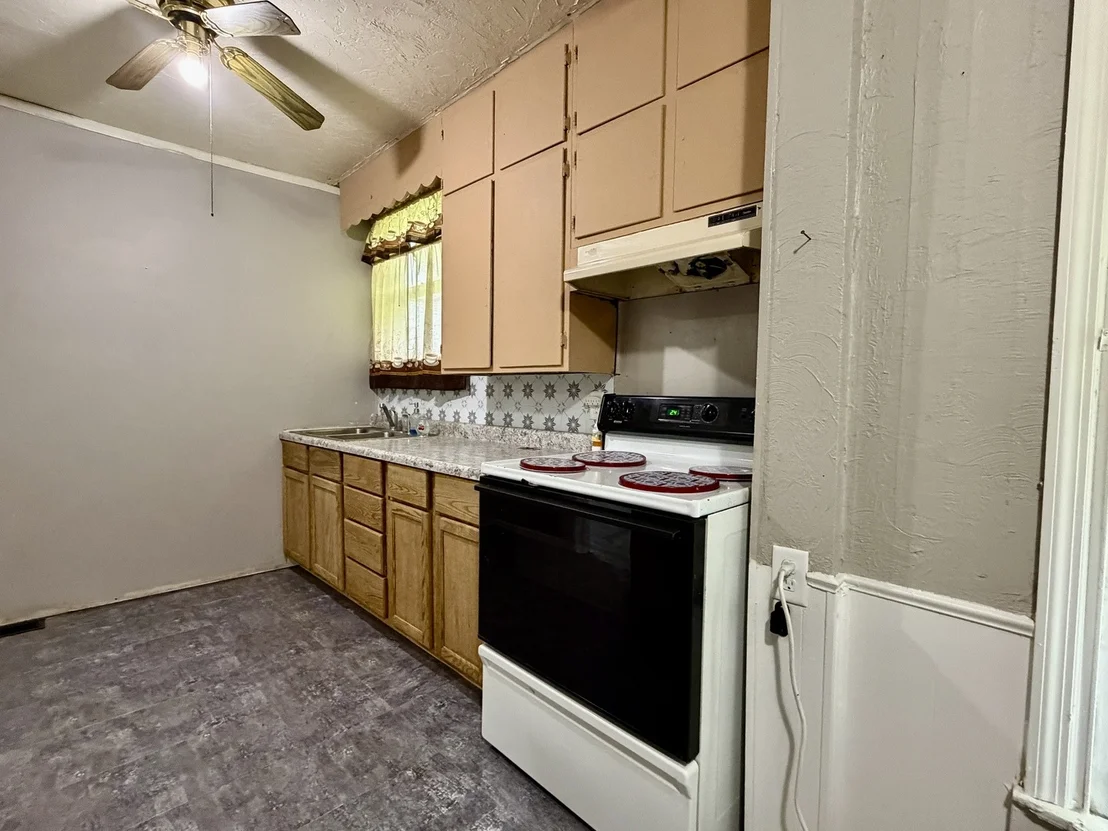 Photo of 703 Park Place