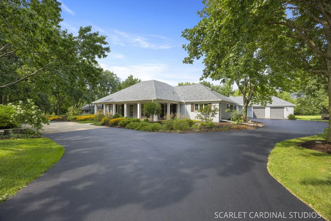 Photo of 38W064 Tanglewood Drive