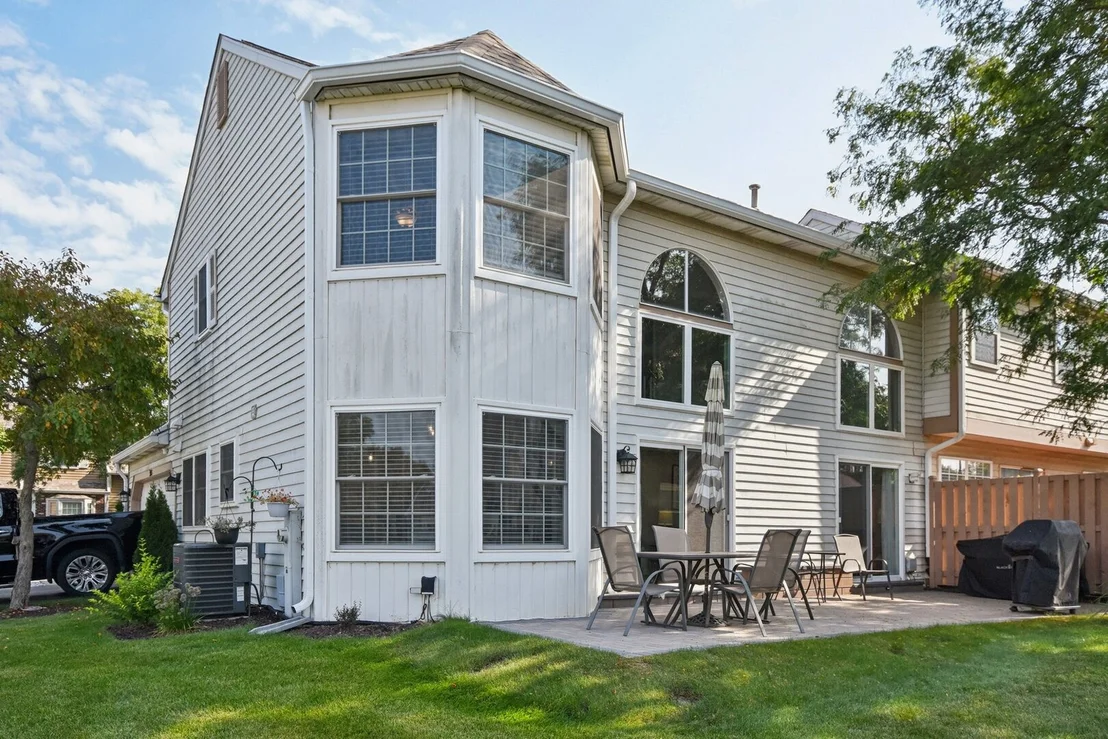 Photo of 345 Ascot Lane