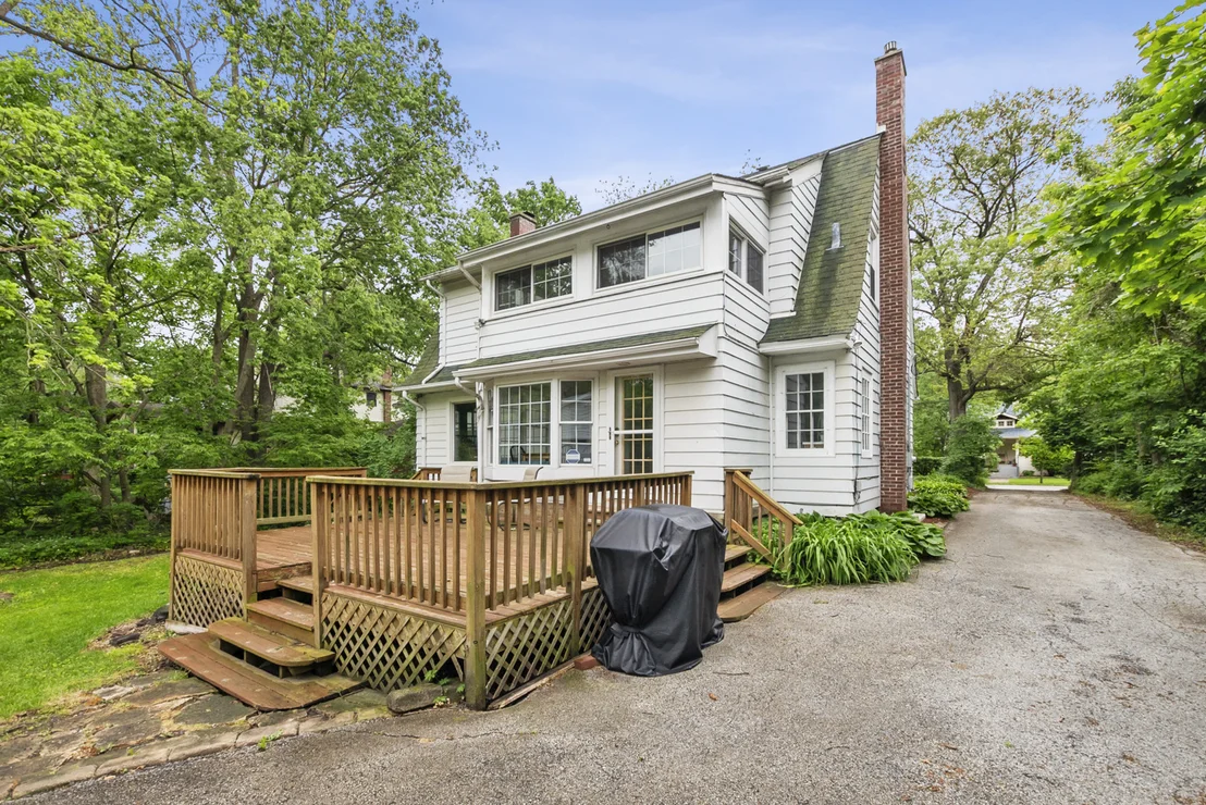 Photo of 2114 Cedar Road