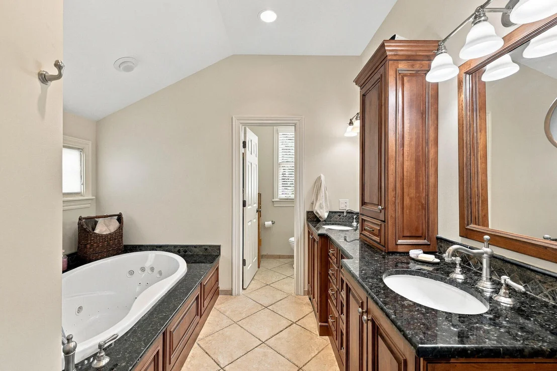 Photo of 2068 N Butternut Lane