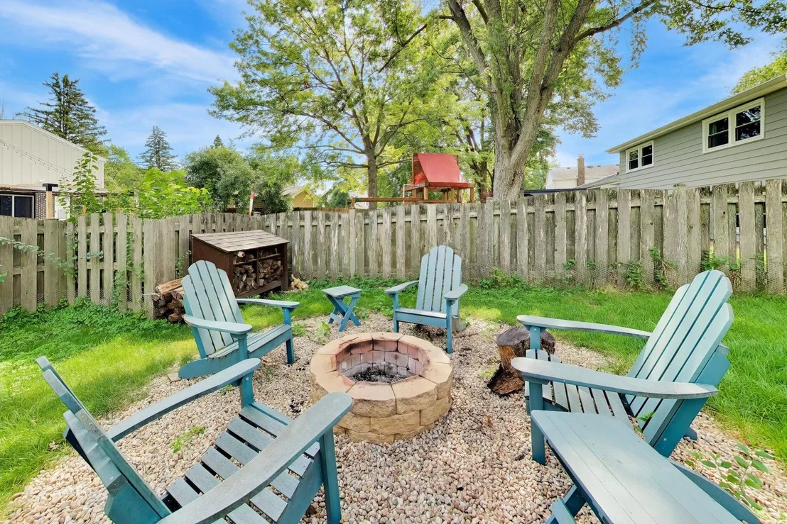 Photo of 3331 Maple Leaf Drive