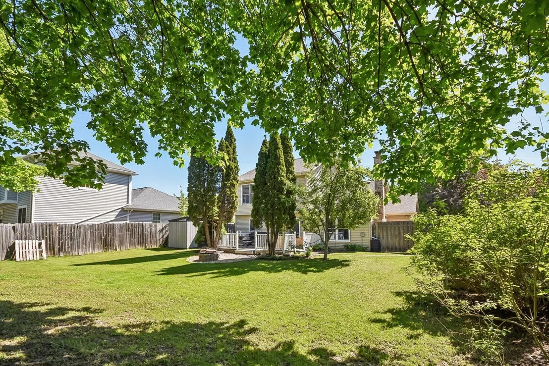 Photo of 335 FARMHILL Circle