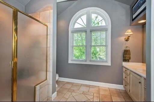 Photo of 2204 Forestview Road