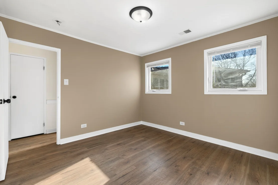 Photo of 287 Mohawk Street