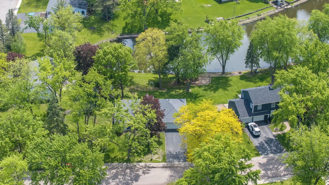 Photo of 40 Cayman Drive