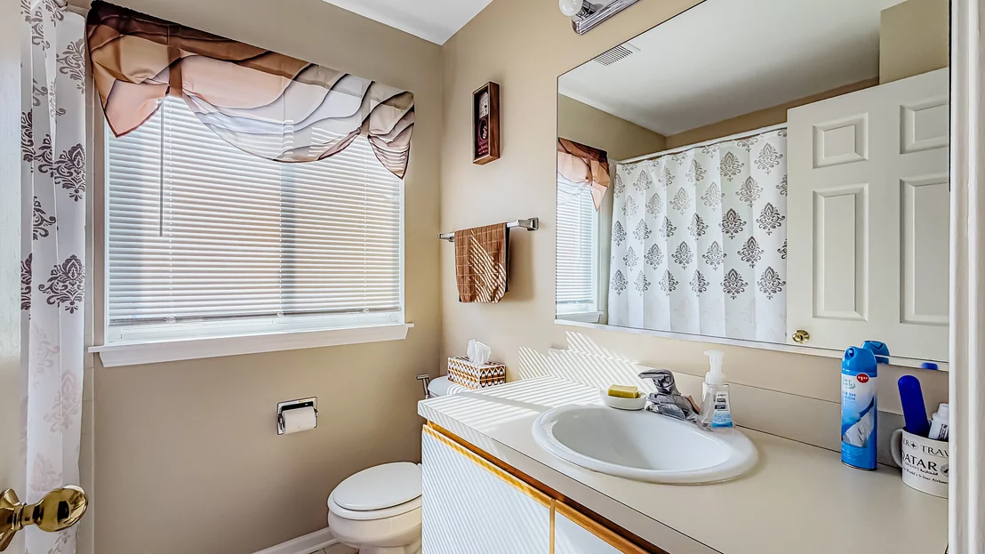 Photo of 384 S Clearview Circle
