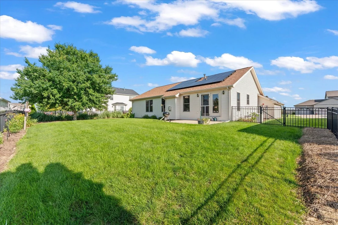 Photo of 507 Deerpath Drive