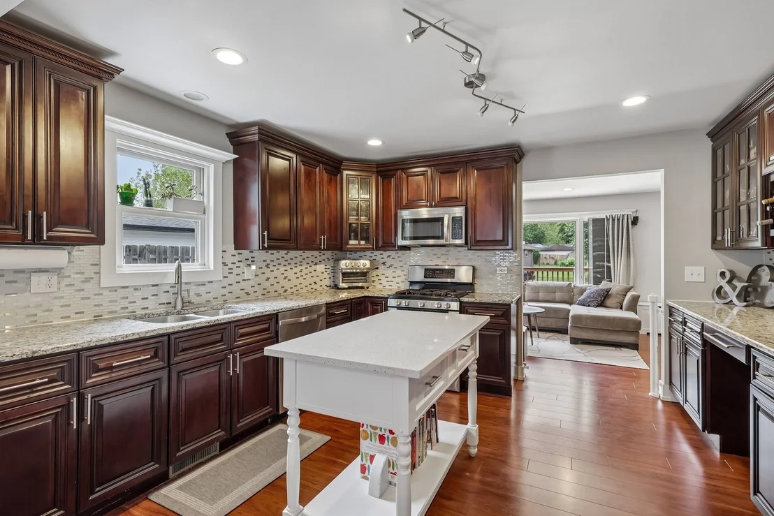 Photo of 2802 Hawk Lane