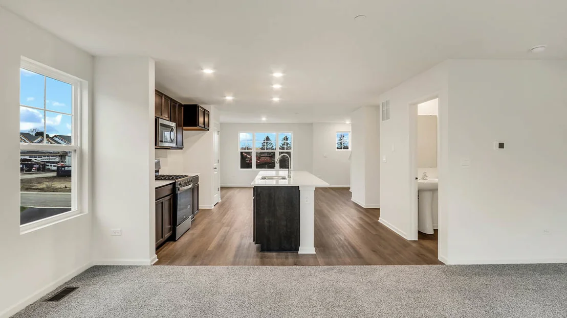 Photo of 401 Lakeshore Court