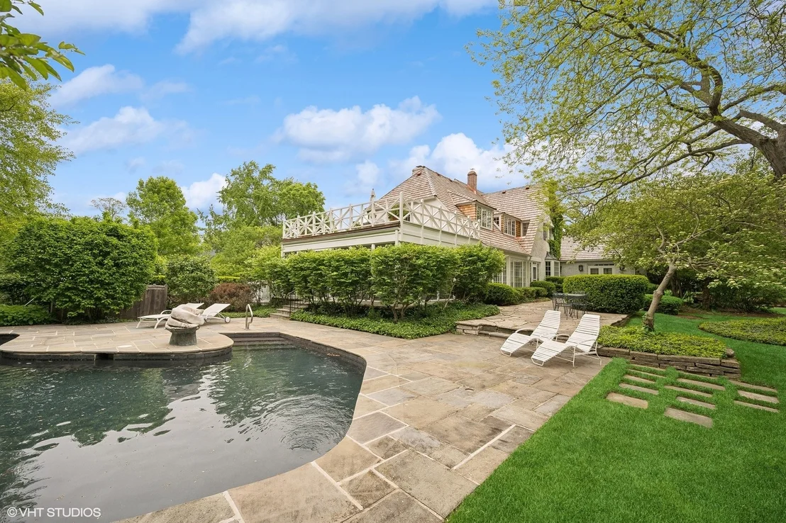 Photo of 844 Hibbard Road