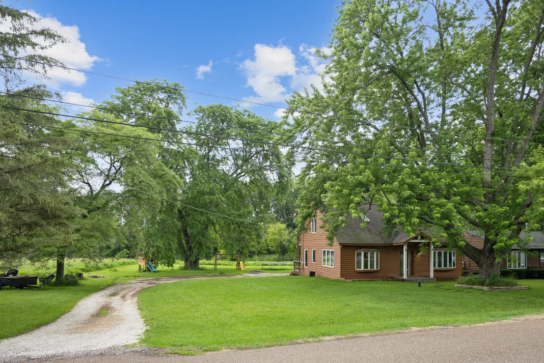 Photo of 2806 Russet Road