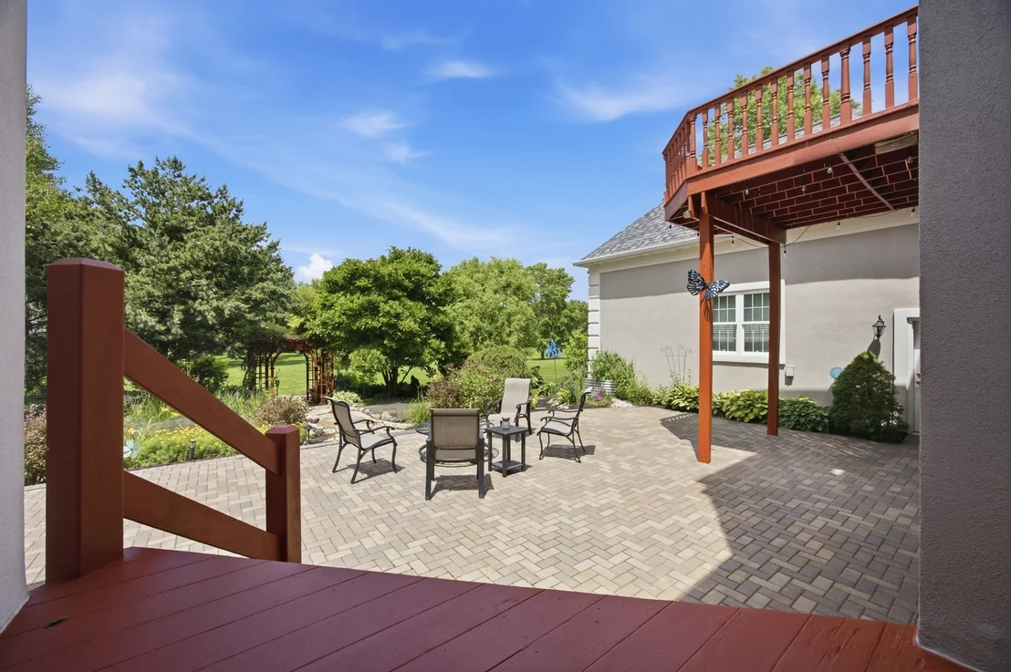 Photo of 2284 Cairnwell Drive