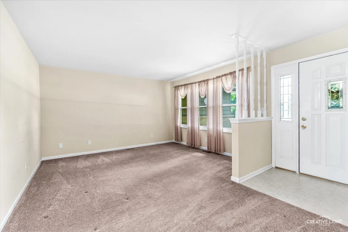 Photo of 51 Dawn Avenue