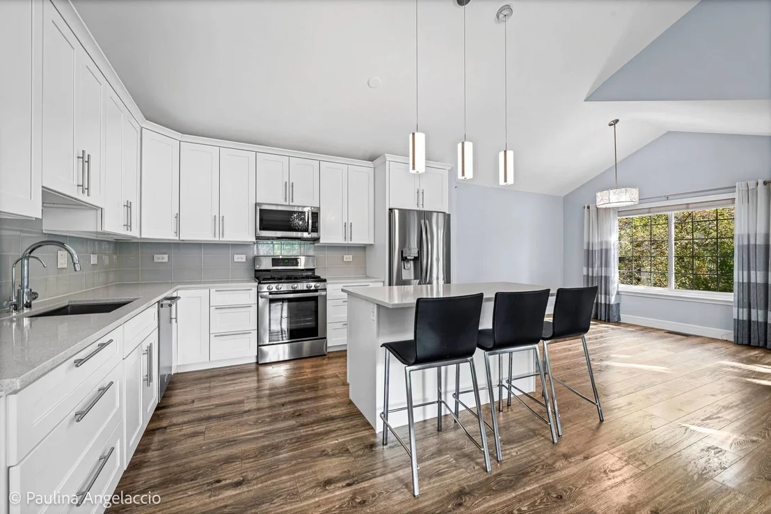 Photo of 180 Lucerne Court
