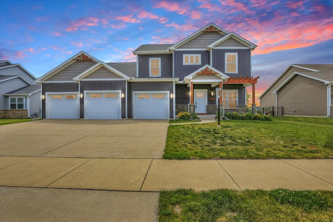 Photo of 1417 Fieldstone Drive