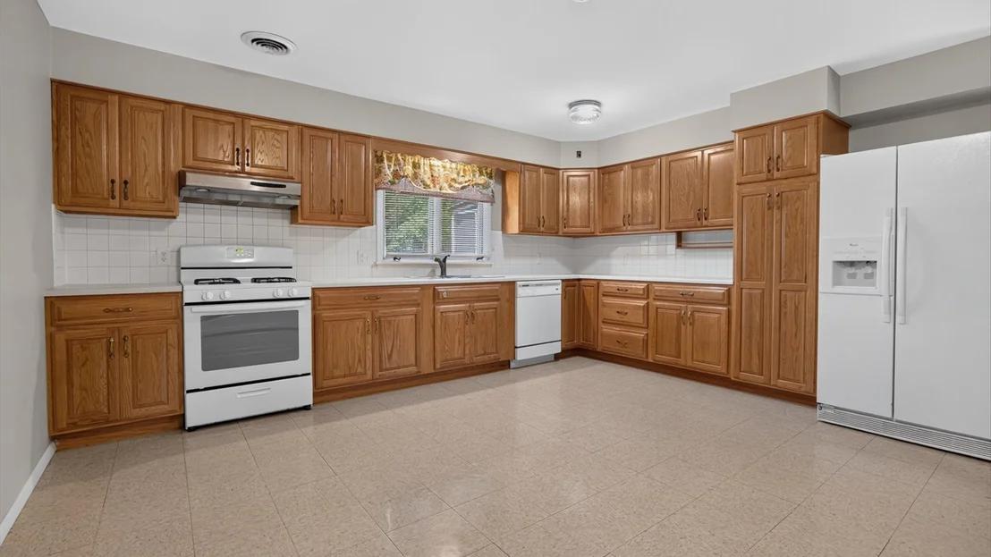 Photo of 305 Centennial Avenue