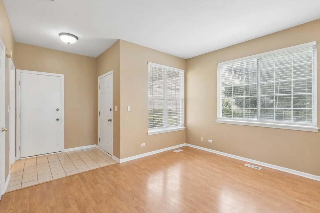 Photo of 2986 Waters Edge Circle