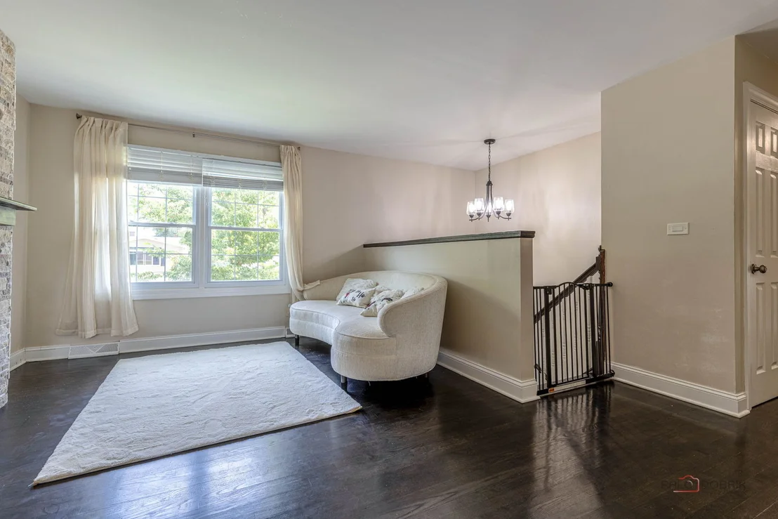 Photo of 690 Macarthur Drive