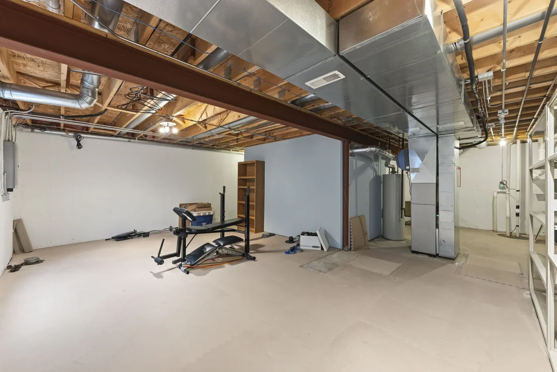 Photo of Unit 3 at 1728 Pershing Avenue