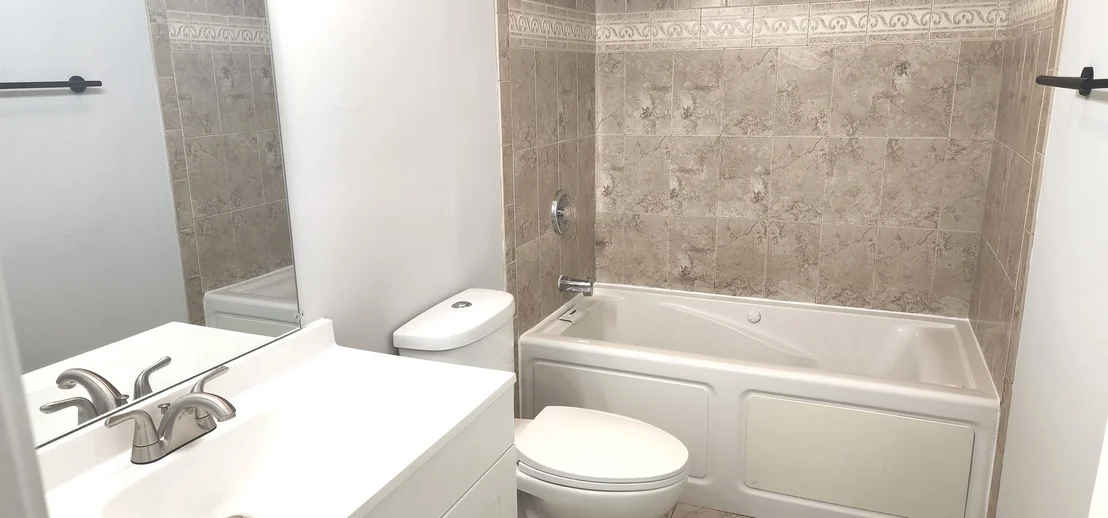 Photo of 1421 Lawrence Crescent