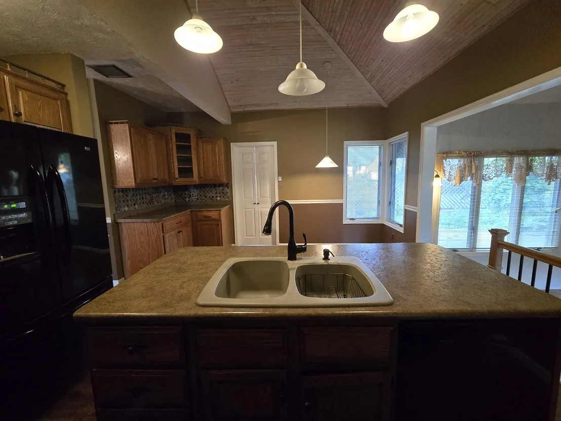 Photo of 210 W Morris Street