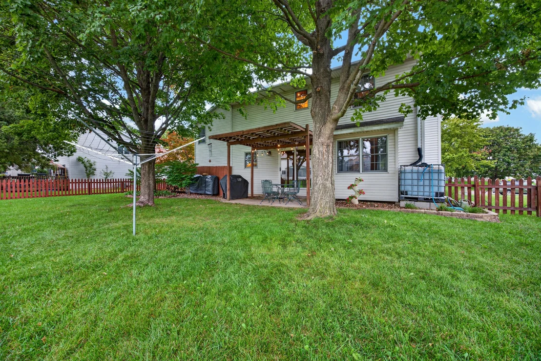 Photo of 1208 Royal Pointe Drive