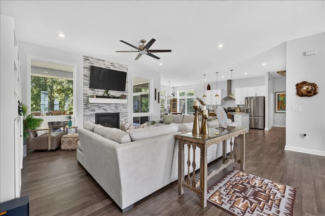 Photo of 6226 Hathaway Trail