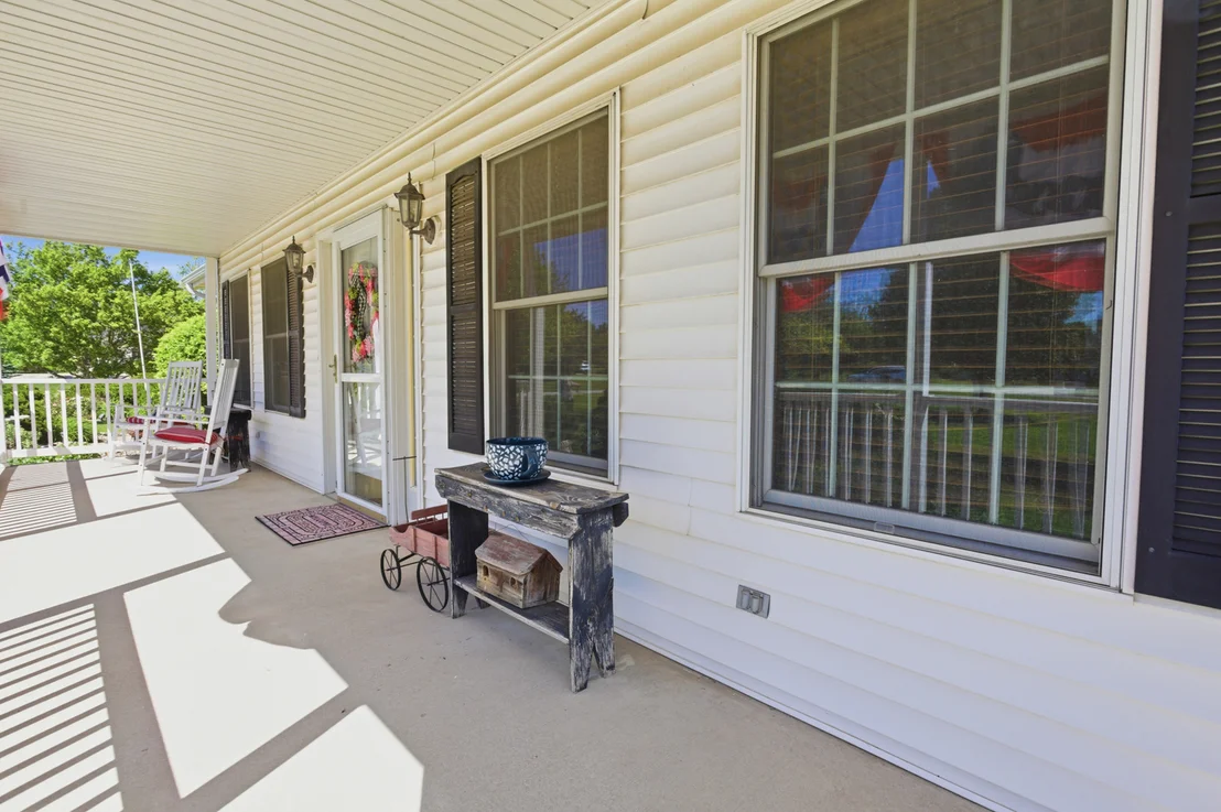 Photo of 2102 Laurel Park Place