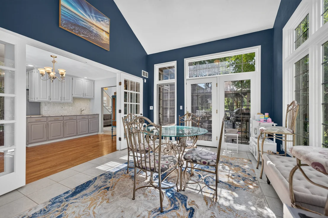 Photo of 9176 Forest Ridge Drive