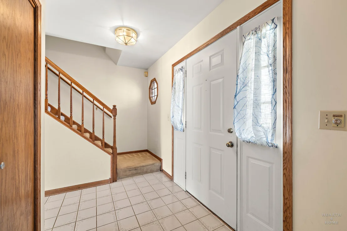 Photo of 2176 Jordan Lane