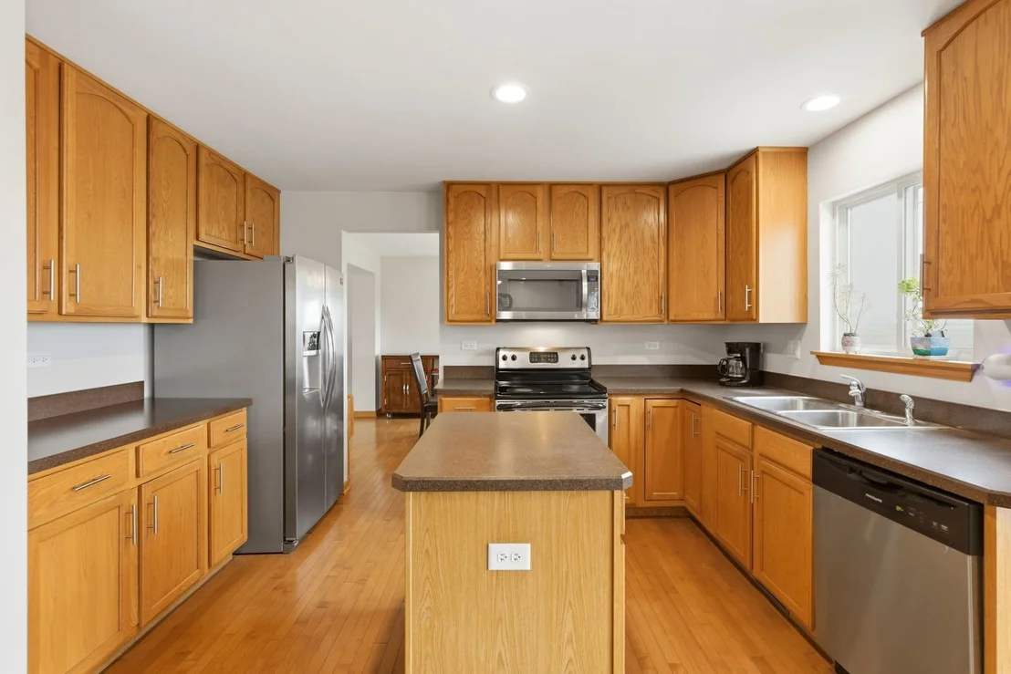 Photo of 2932 Shetland Lane