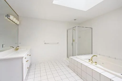 Photo of 945 Bristol Drive
