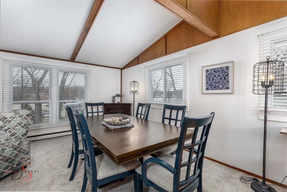 Photo of 152 Beachview Court