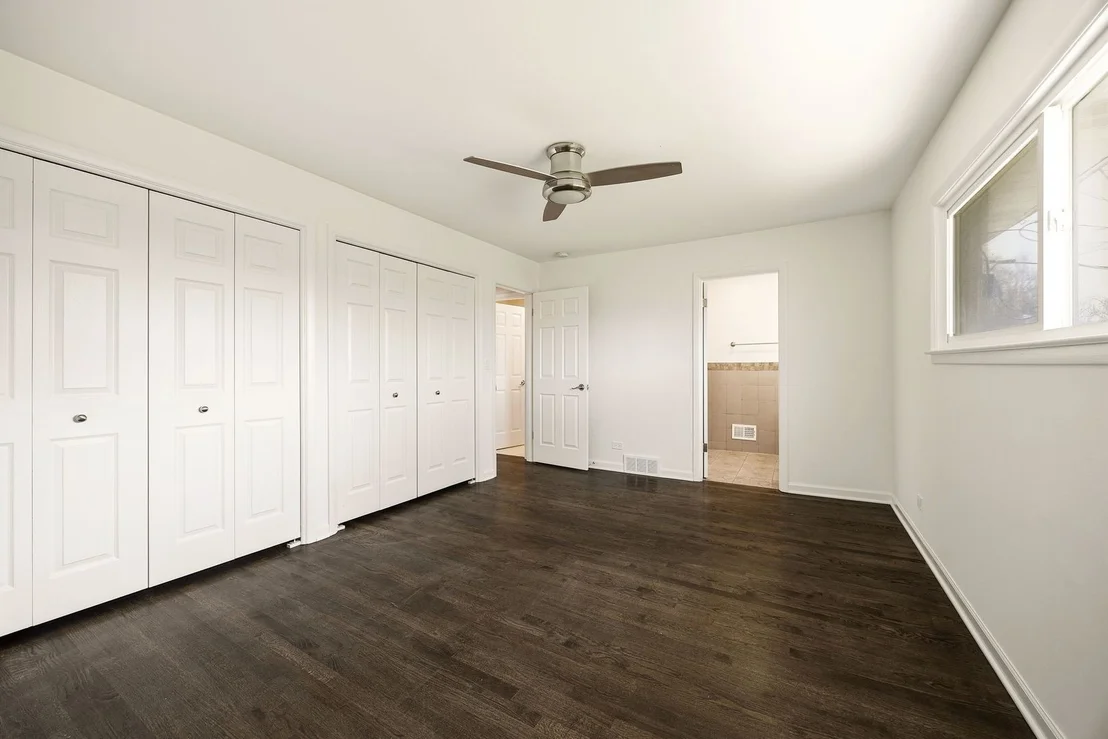 Photo of 215 HIBBARD Road