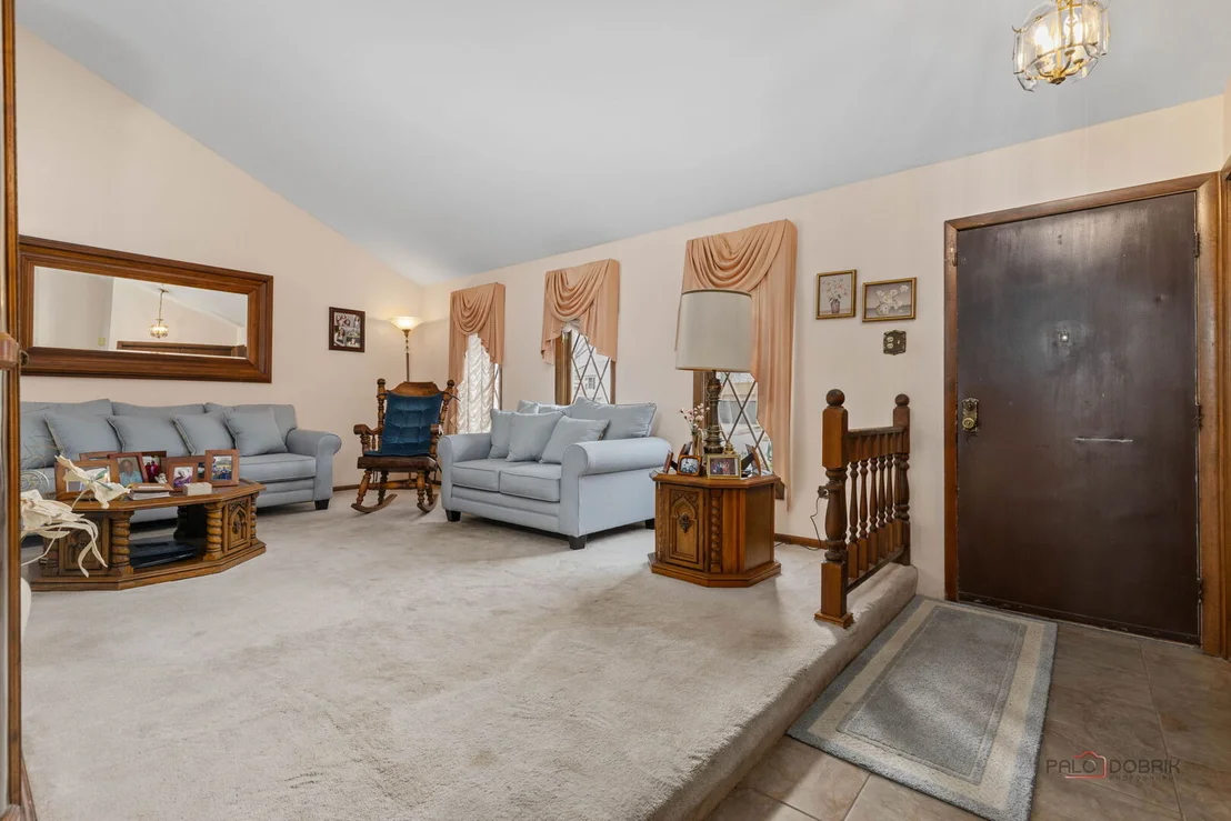 Photo of 1124 N Anvil Court