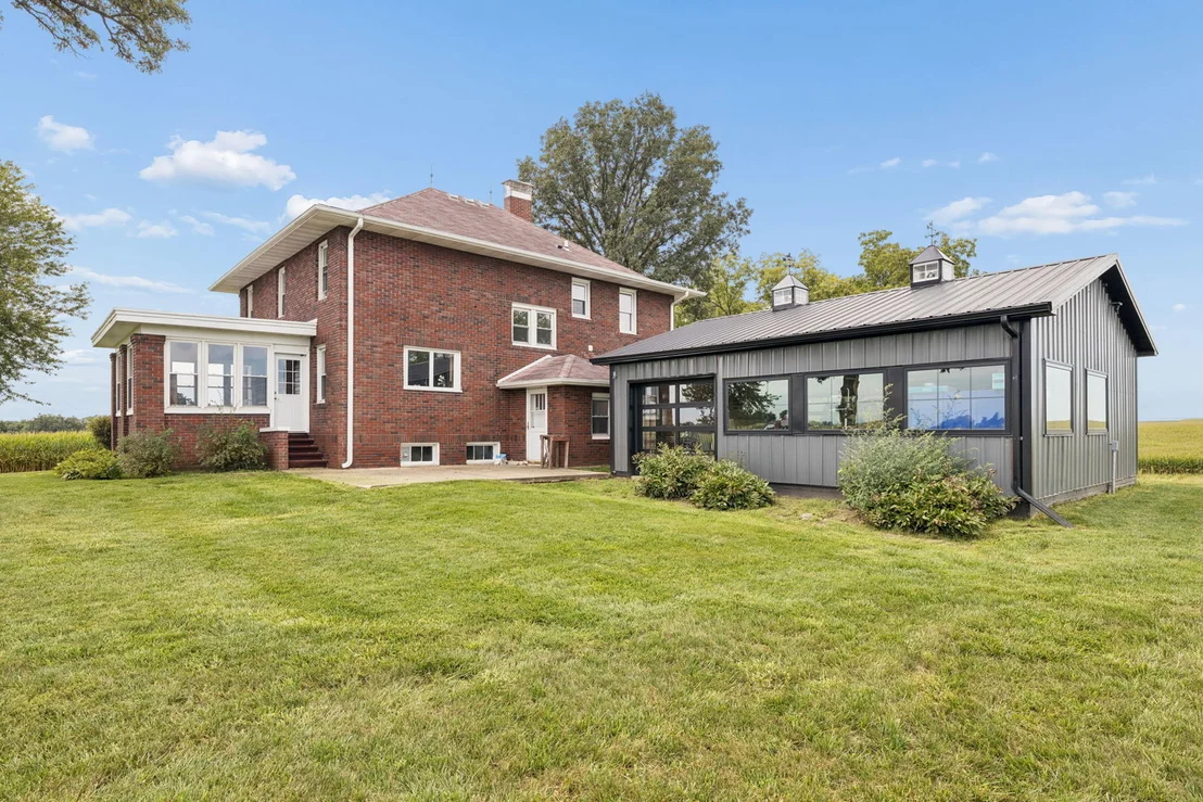 Photo of 751 N 3150 Road