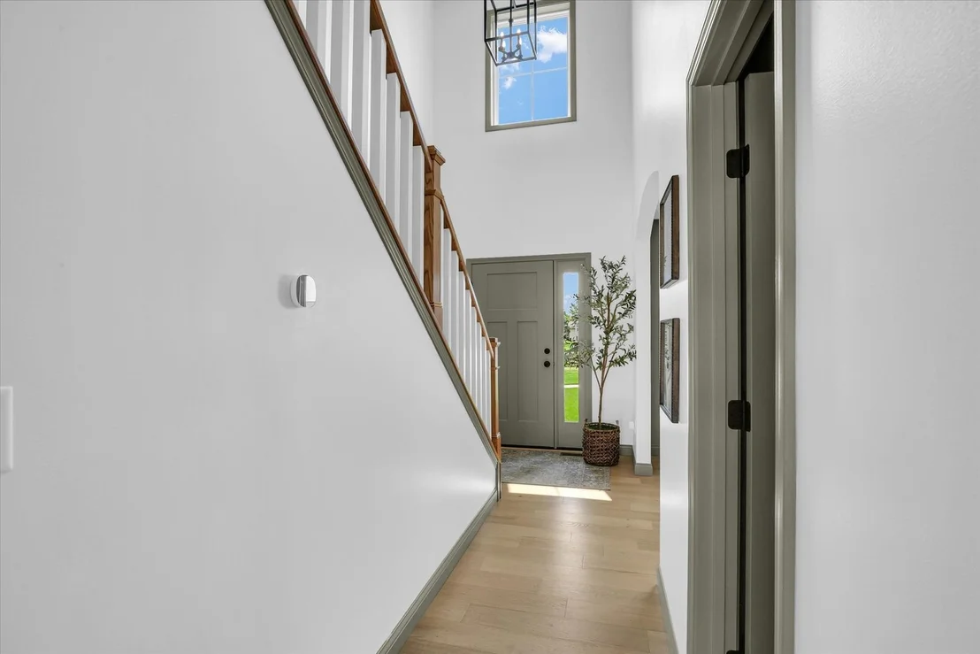 Photo of 216 Red Bud Drive