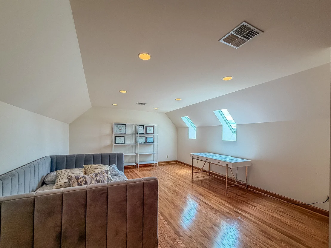 Photo of 613 Pittsfield Drive