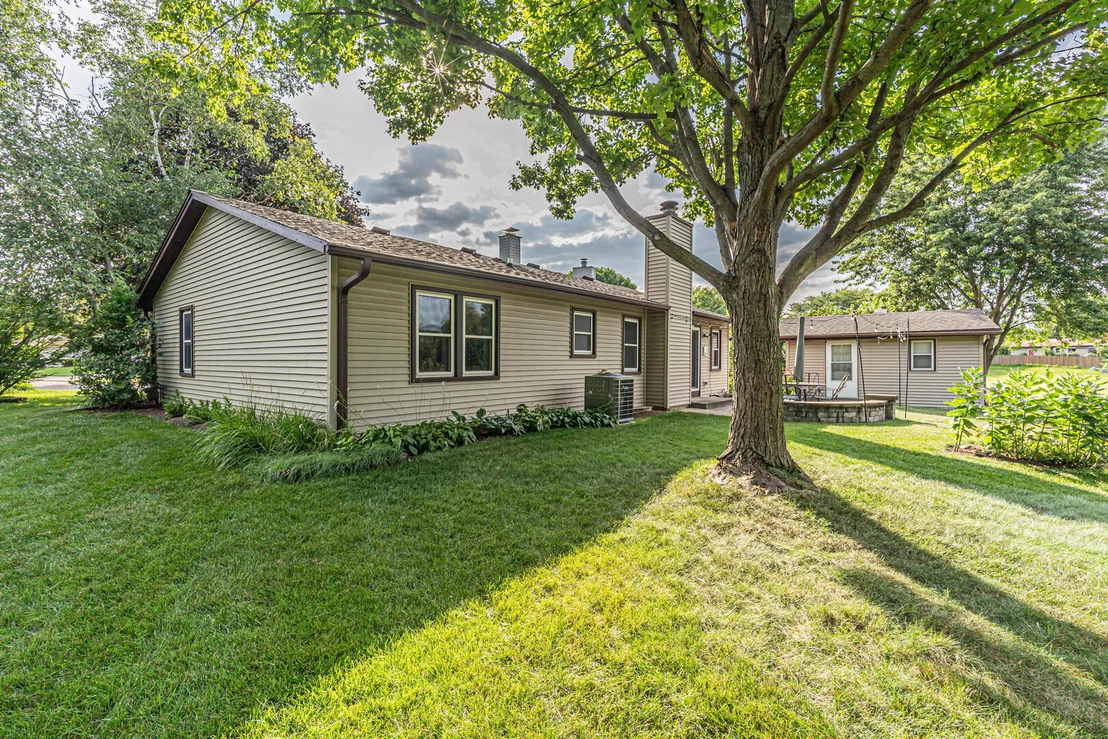 Photo of 1526 Sycamore Lane